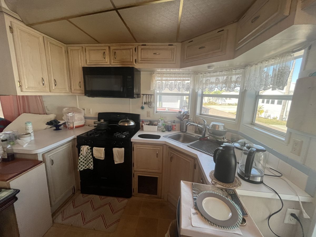 11911 66th Street 214