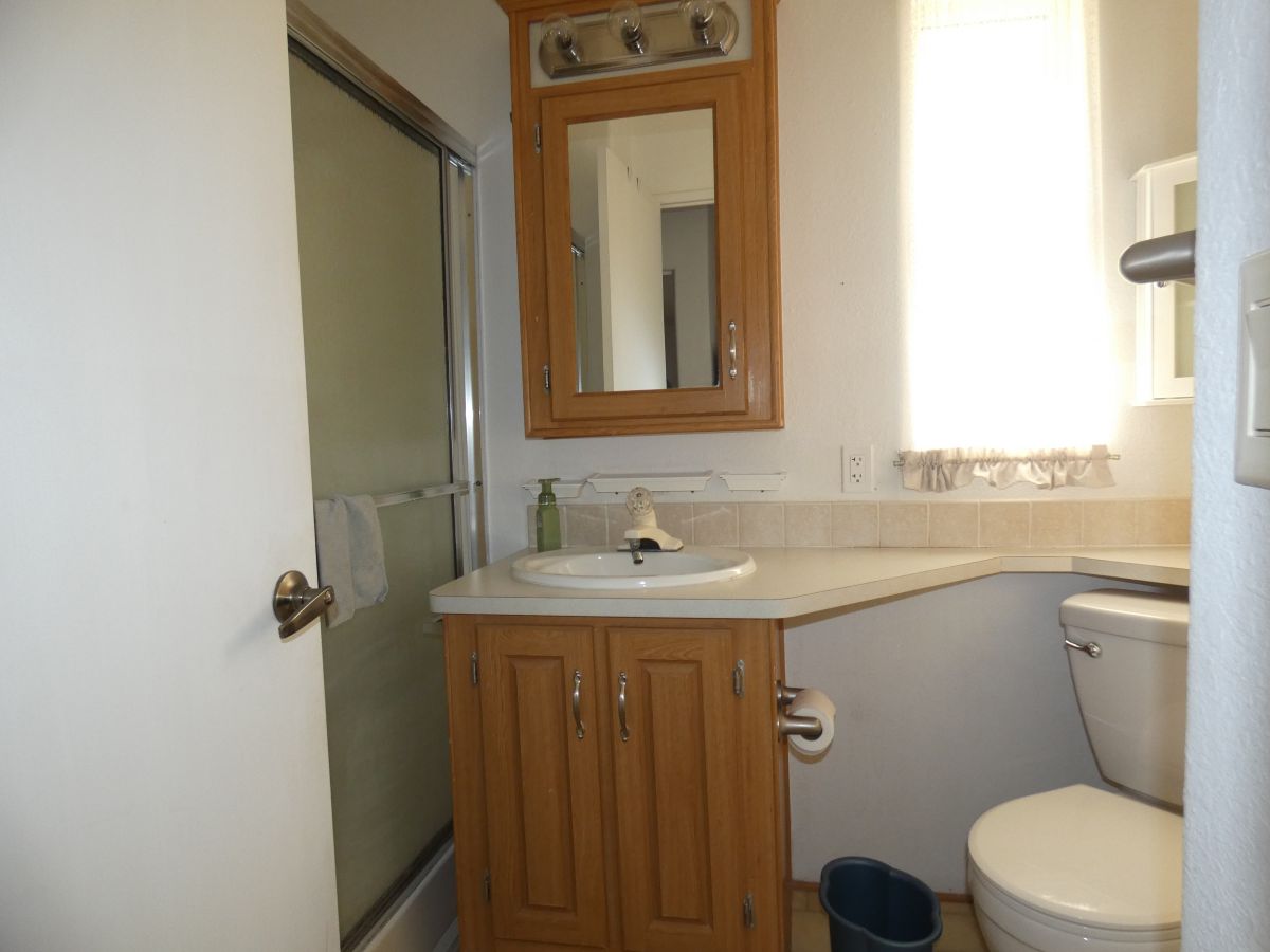 1110 North Henness Rd 745