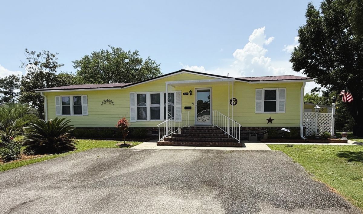 3187 Moonshadow Lane