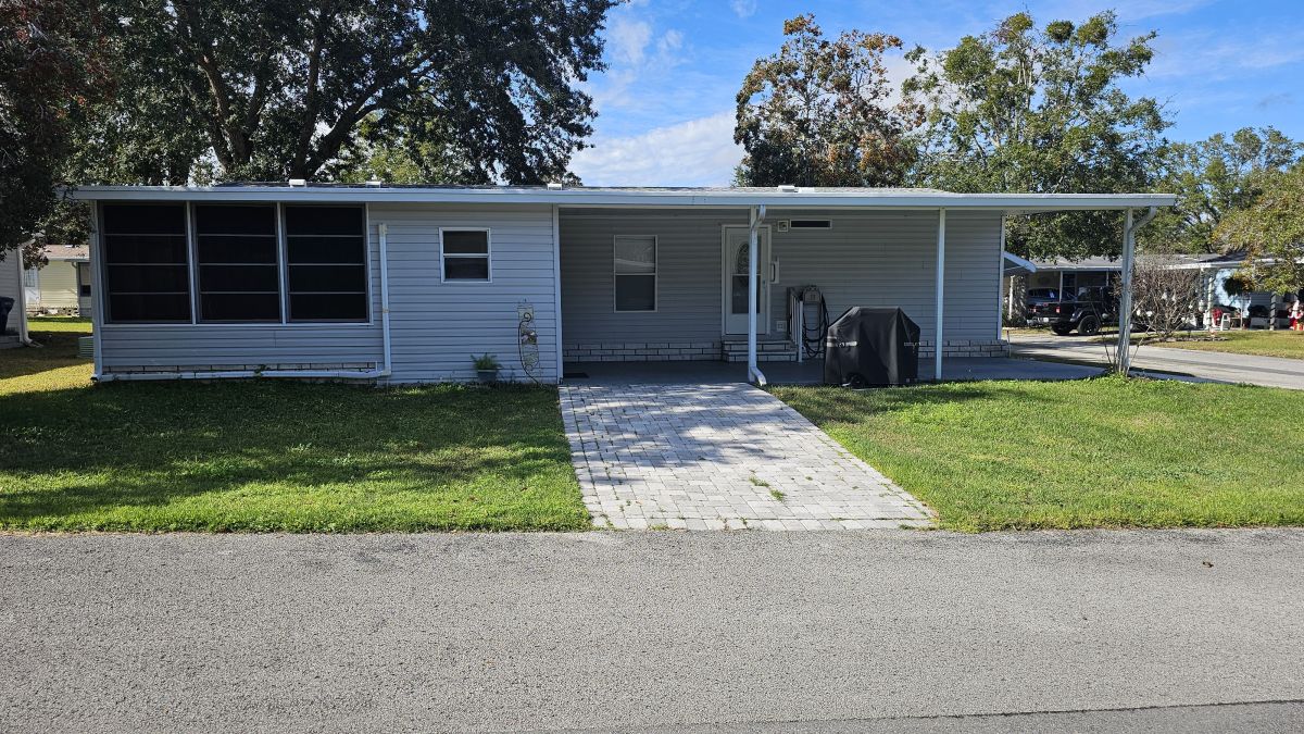 6834 W Rushport Lane