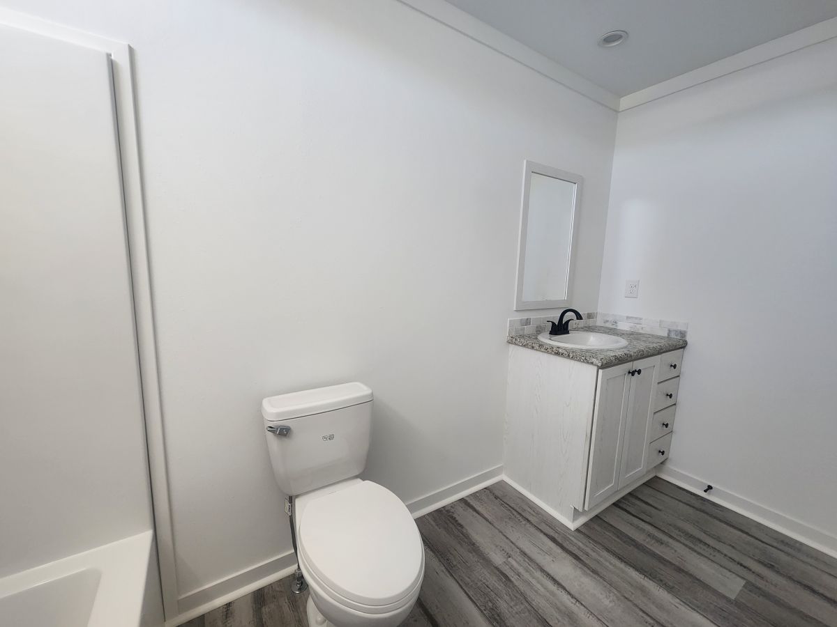 3000 US HWY 17/92 W LOT #564