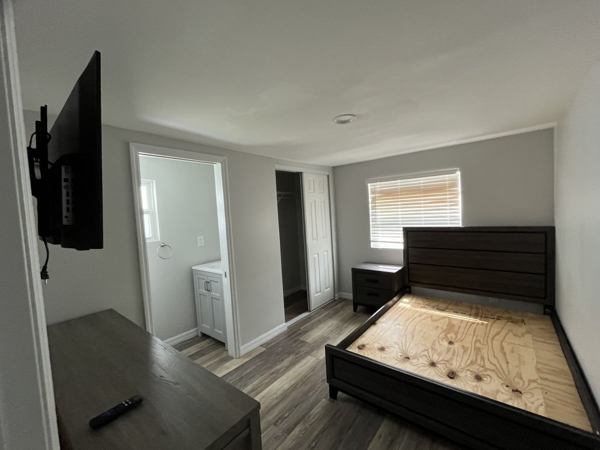 17 SERENDIPITY BLVD.