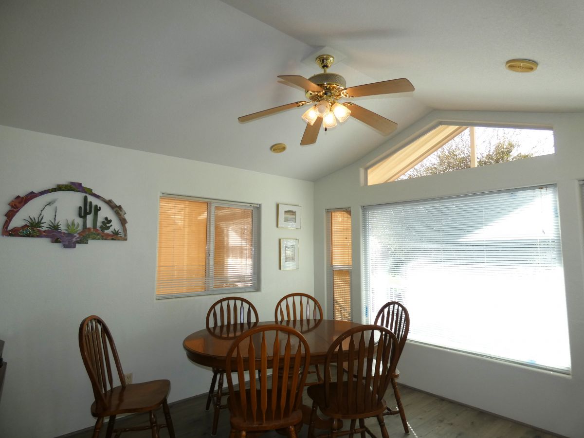 1110 North Henness Rd 1803