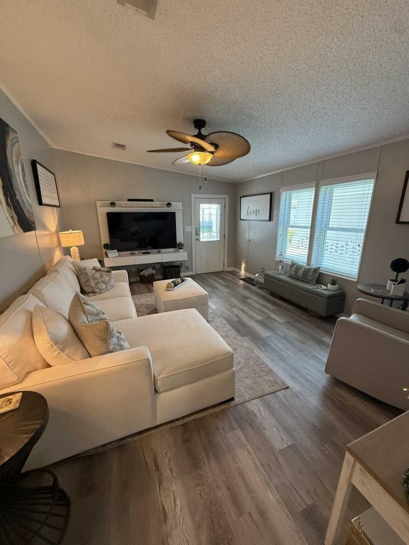 701 Aqui Esta Dr #182