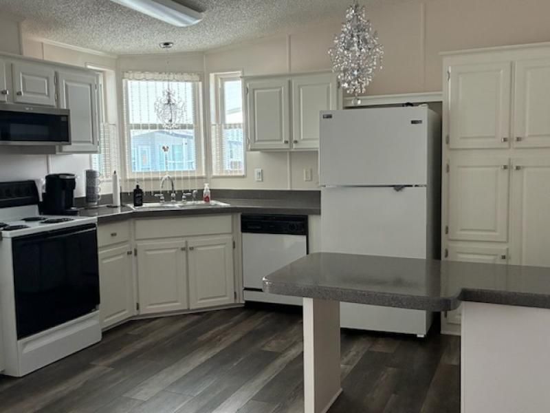 1701 W Commerce Ave Lot # 123