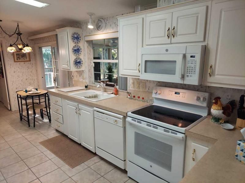 105 Bougainvillea Terrace