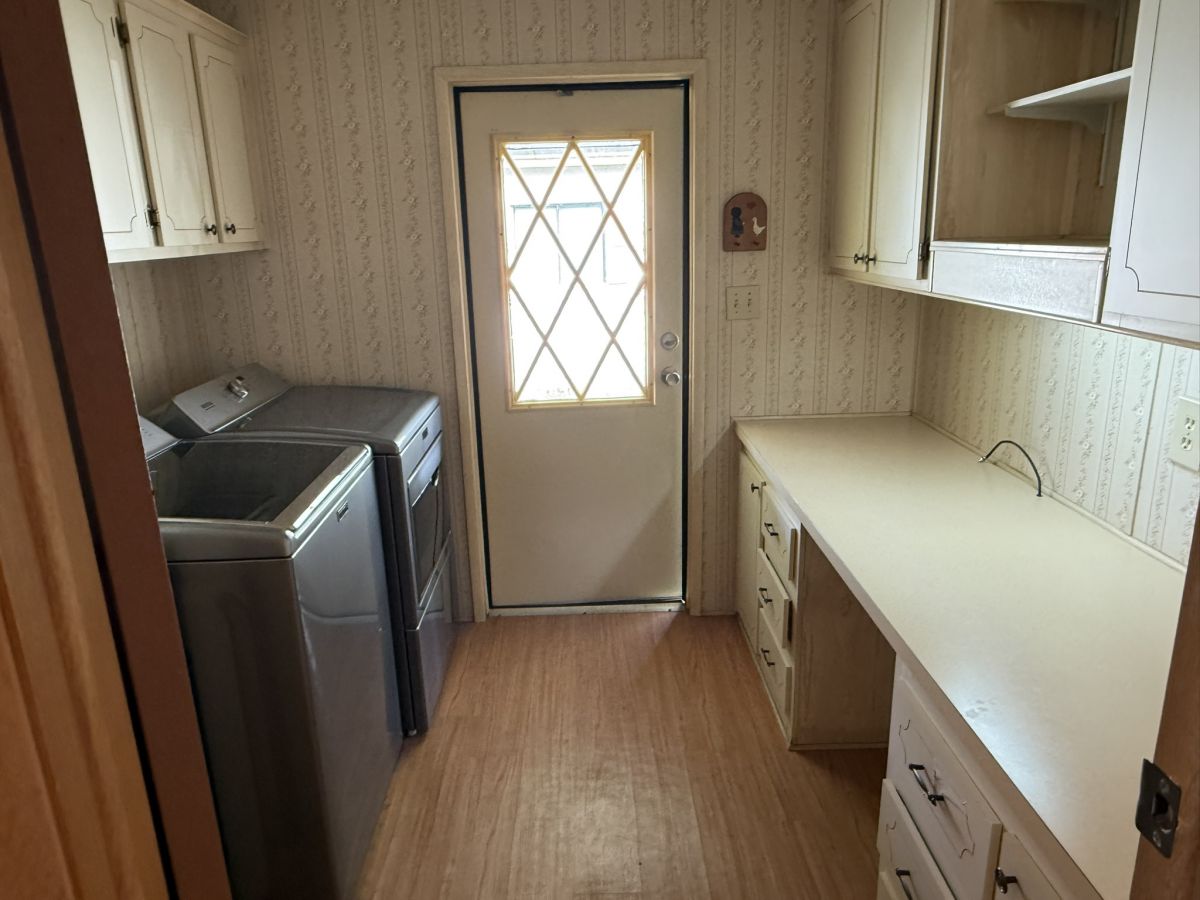 1332 Calle Bonita Dr.