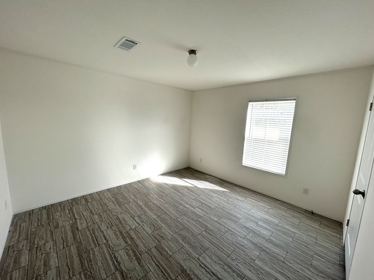 3000 US HWY 17/92 W LOT #550