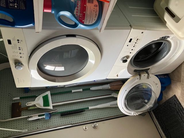 27 Great White Drive