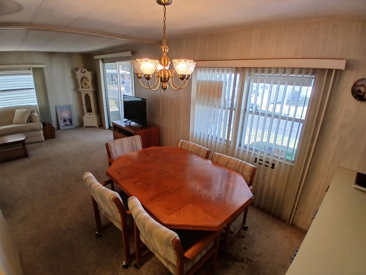 5227 11th Street Court W