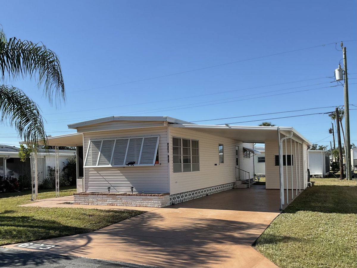 3901 Bahia Vista St. #623