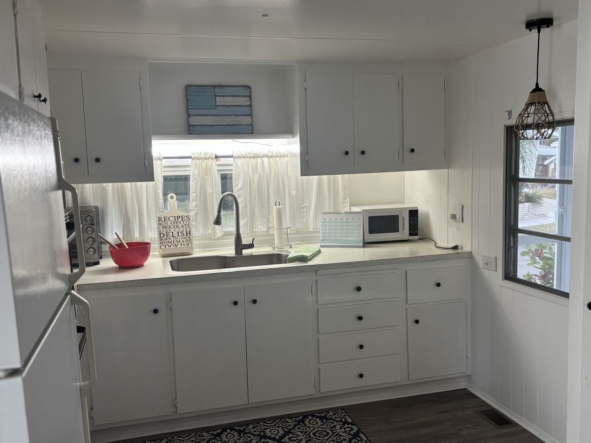 3901 Bahia Vista St. #421