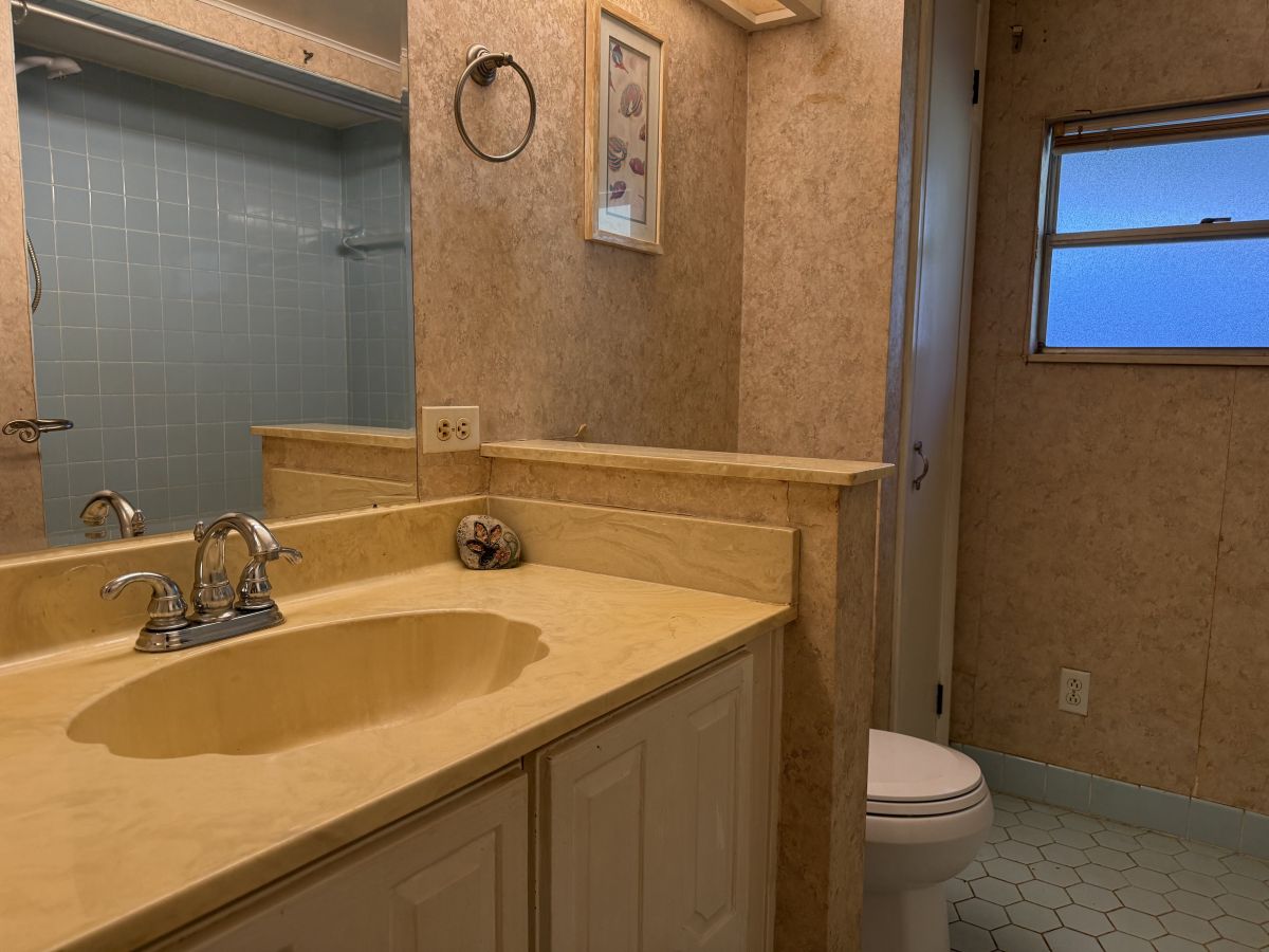 1703 Magnolia Ave, Lot #D-12