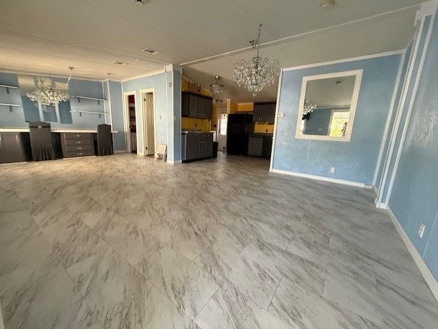 135 Winterdale Dr. S