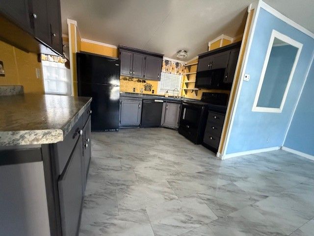 135 Winterdale Dr. S