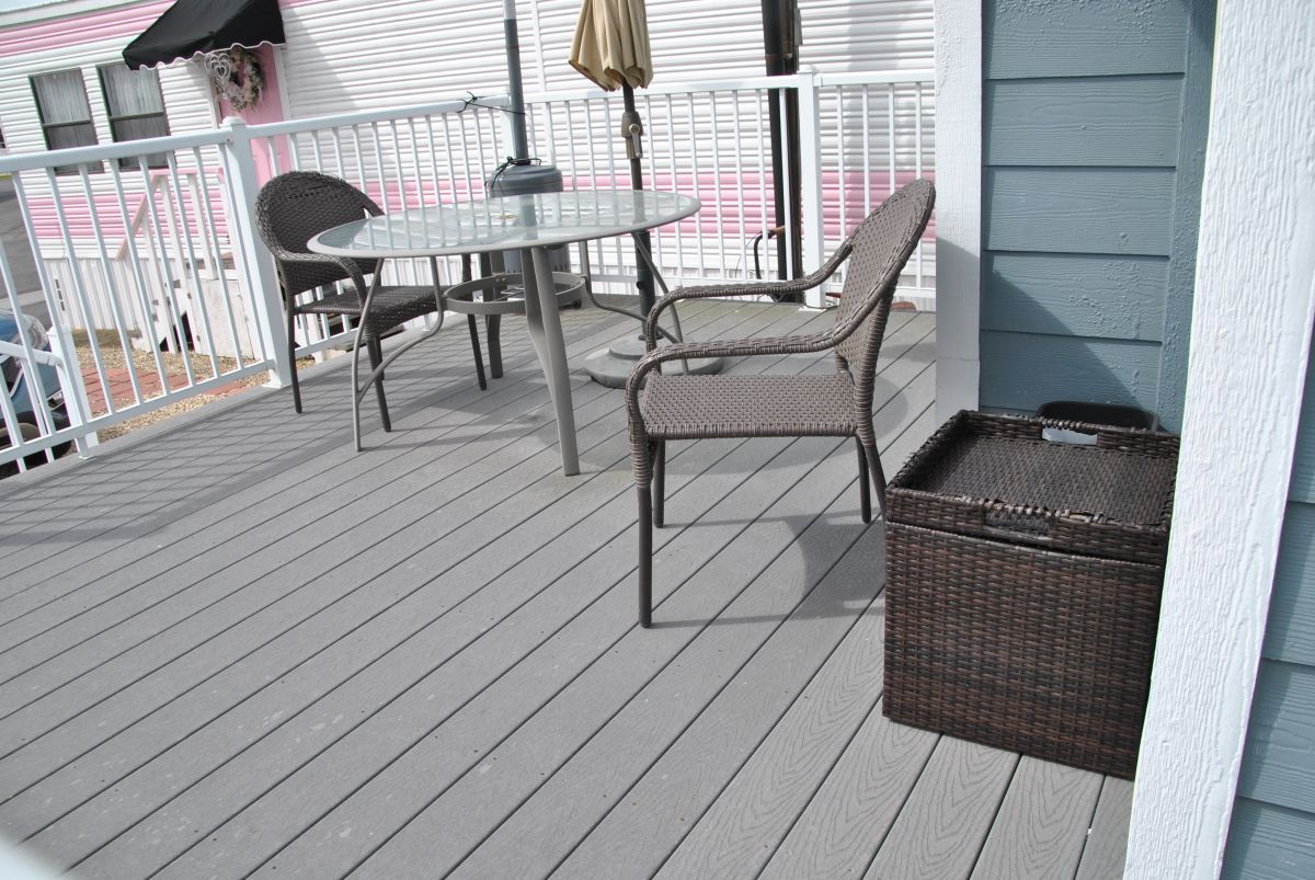 200 Dolliver St. Site #324