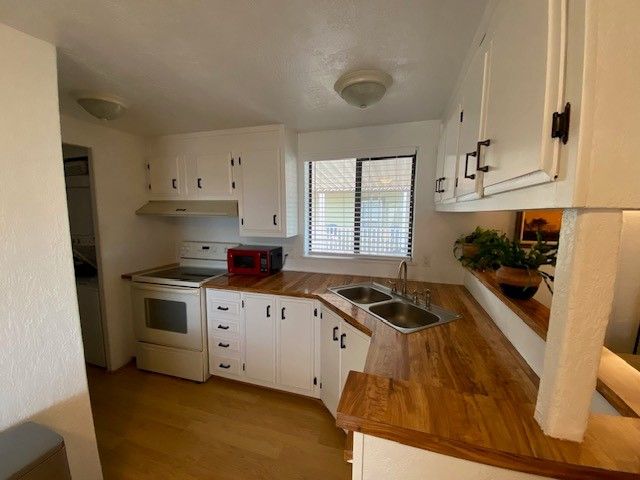 3300 E. Broadway Rd. #218