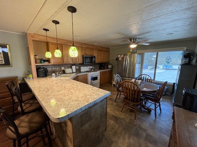 3300 E. Broadway Rd. #35