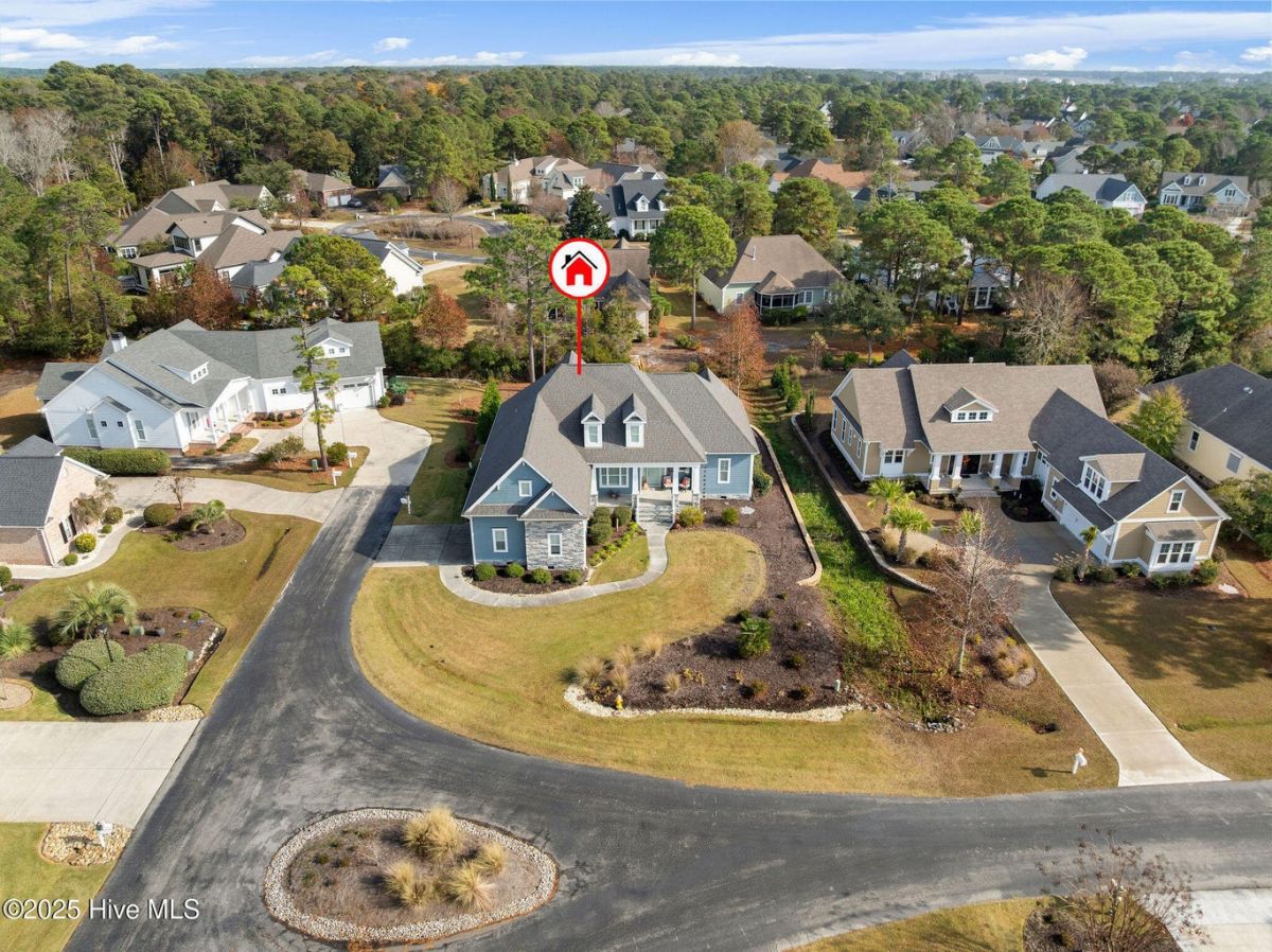 4392 Spanish Moss Court