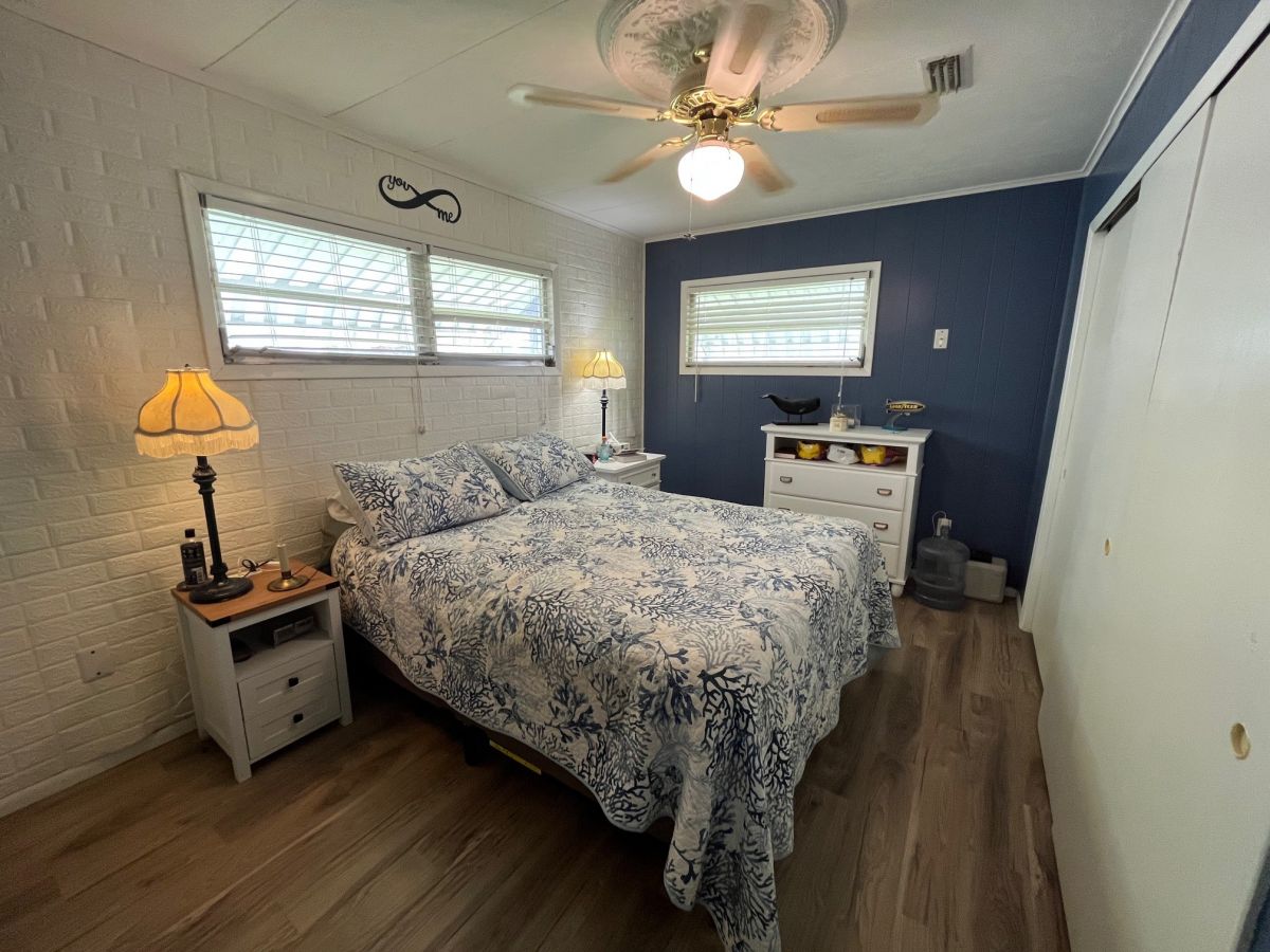 3141 Saralake Dr., South