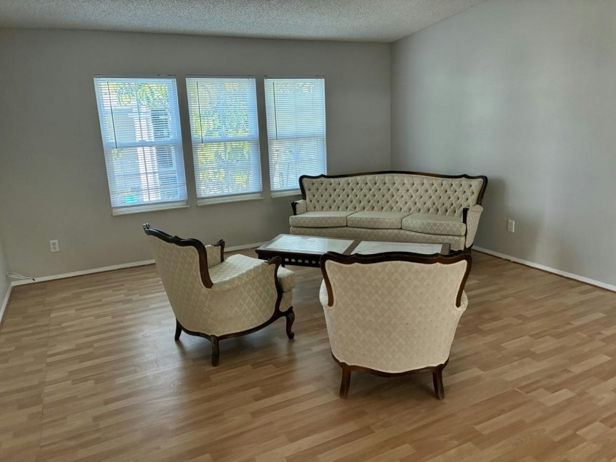 19849 KARA CIR. #486