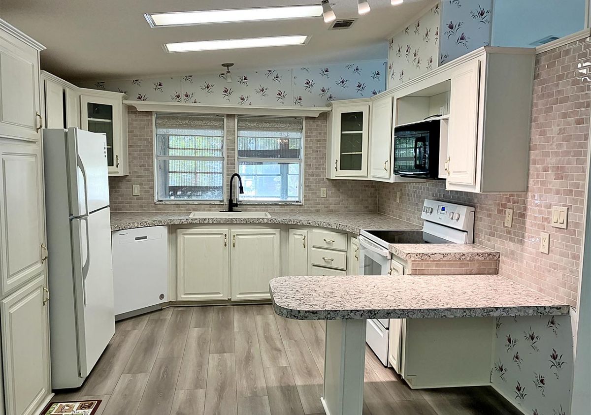 19441 CHARLESTON CIRCLE #163