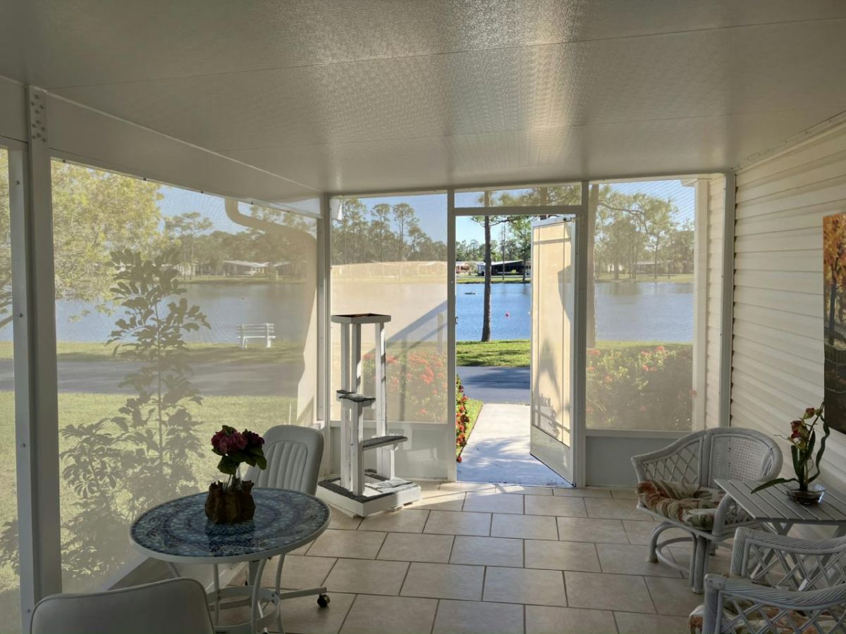 19751 CHARLESTON CIRCLE #98