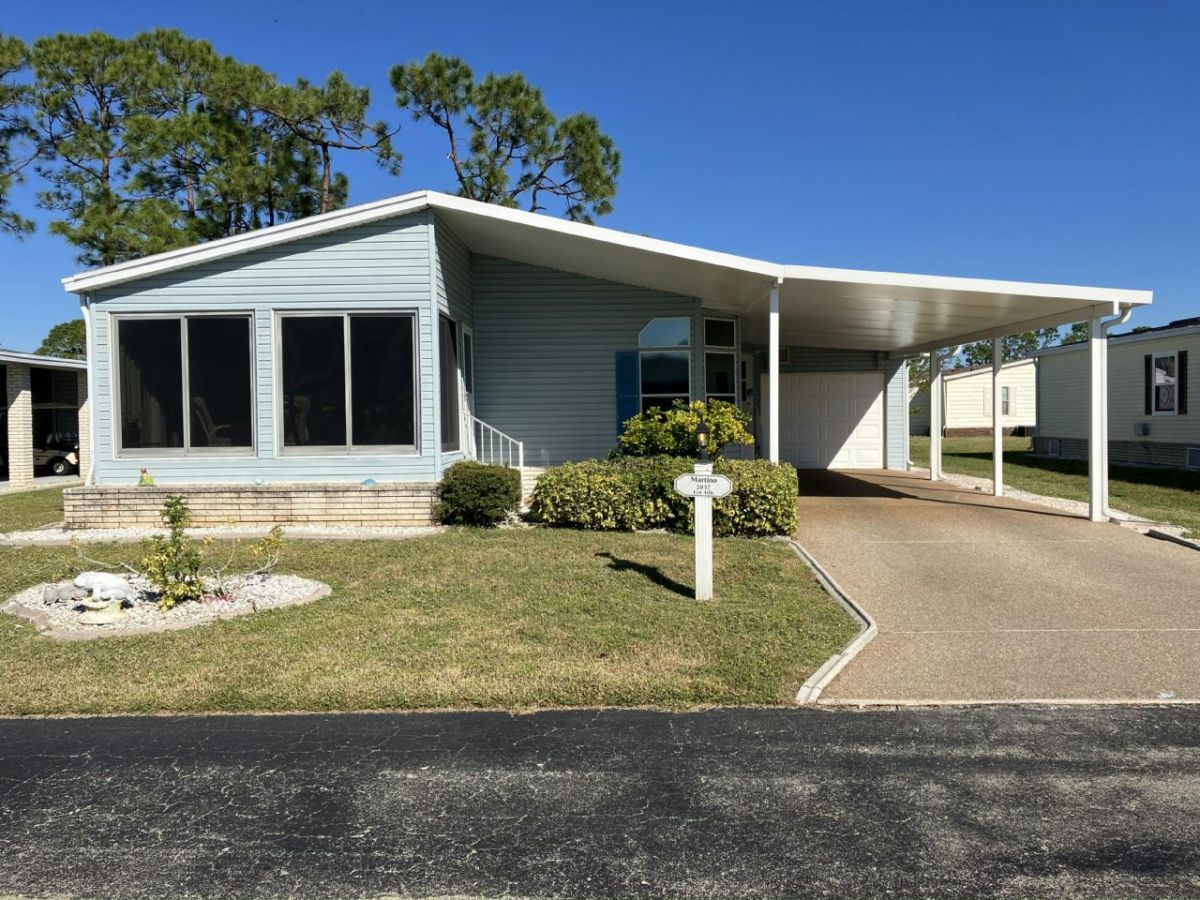 2837 STEAMBOAT LOOP #406