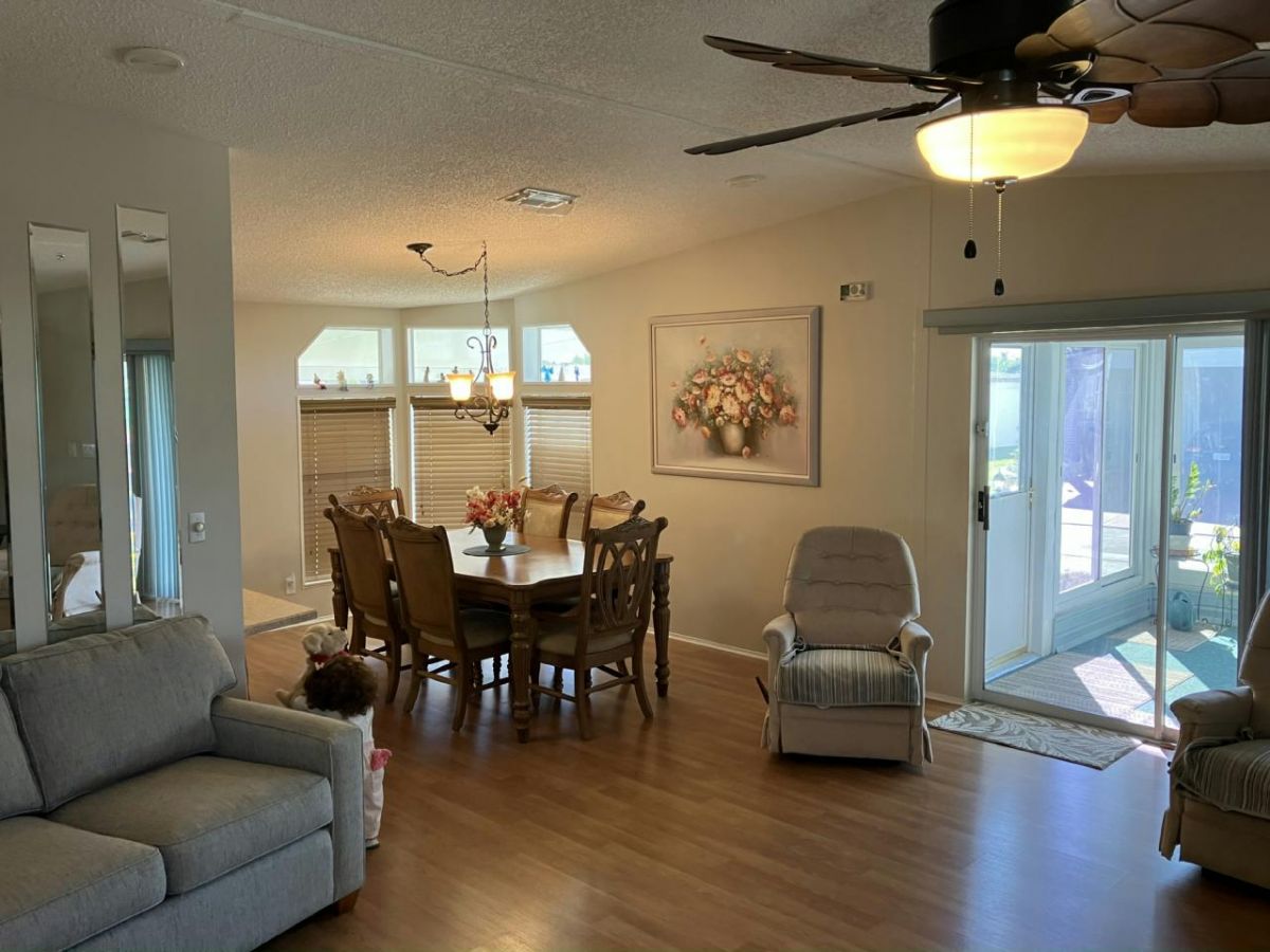 2837 STEAMBOAT LOOP #406