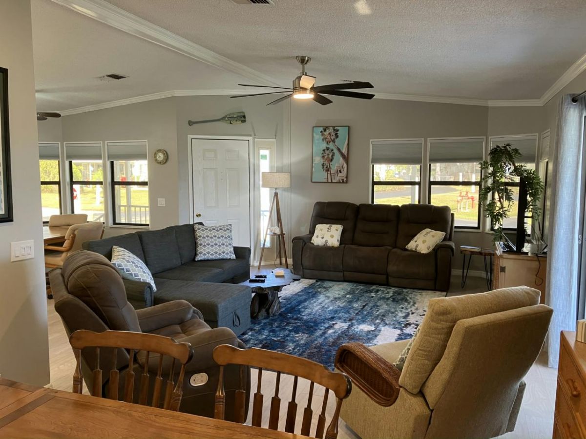 2733 STEAMBOAT LOOP #384