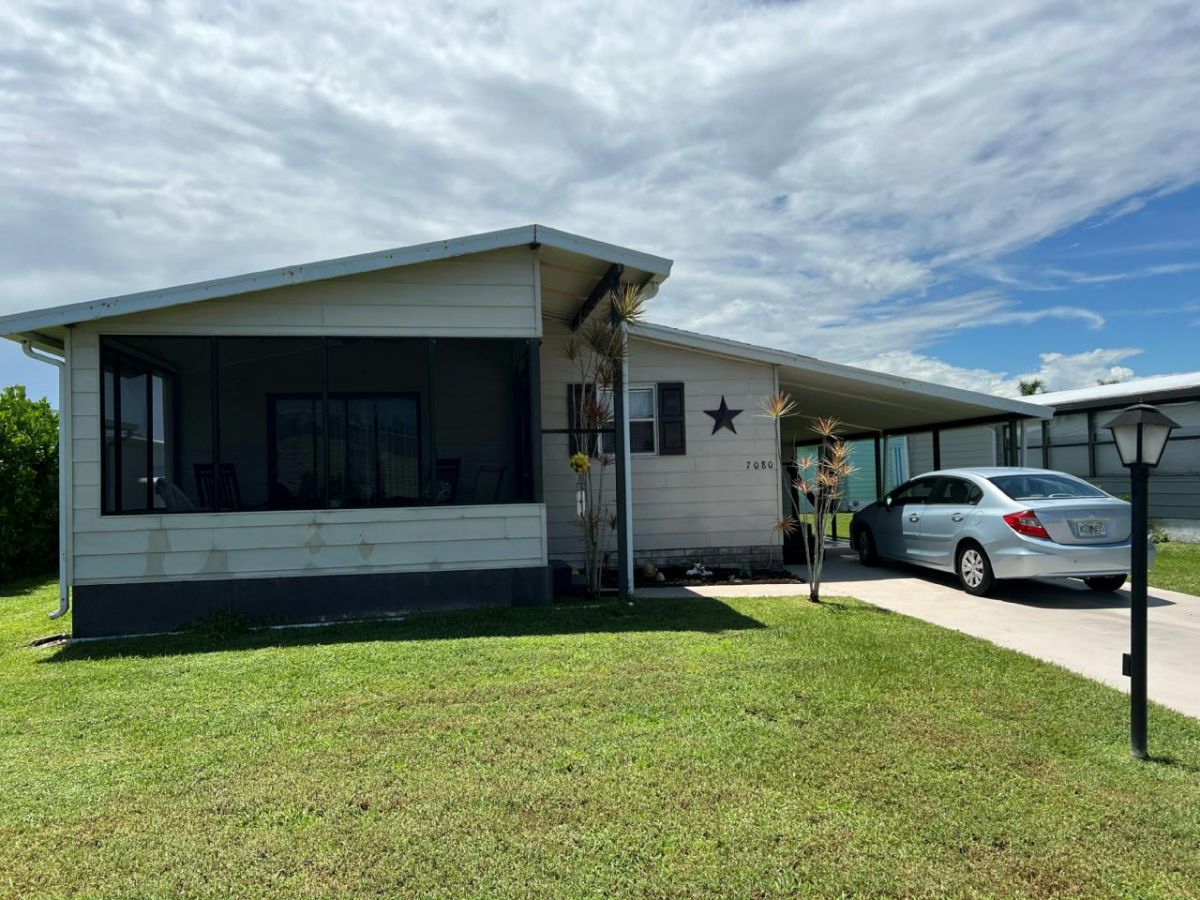 7080 SE CARROTWOOD LANE