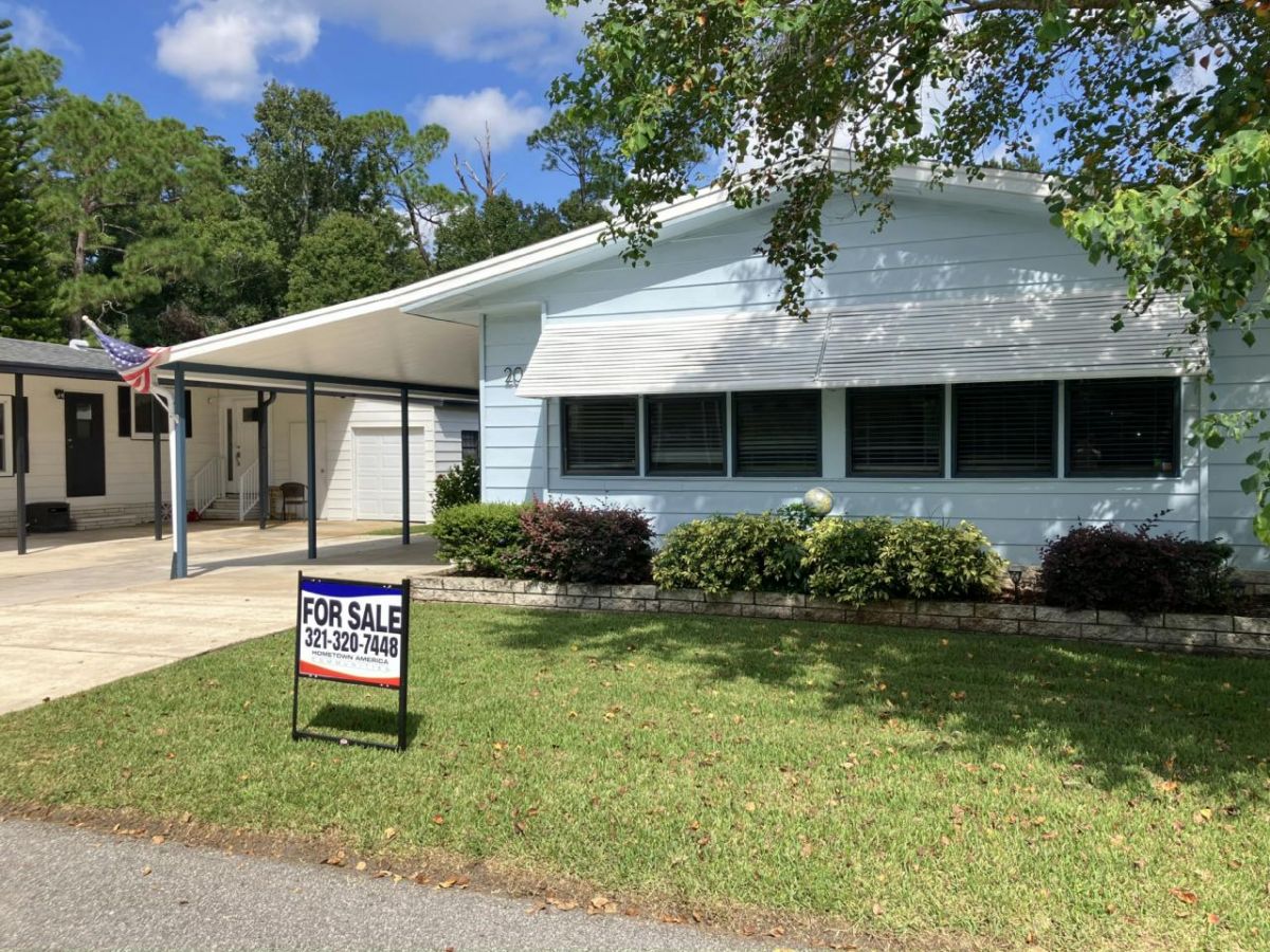 2045 WARWICK HILLS DR.