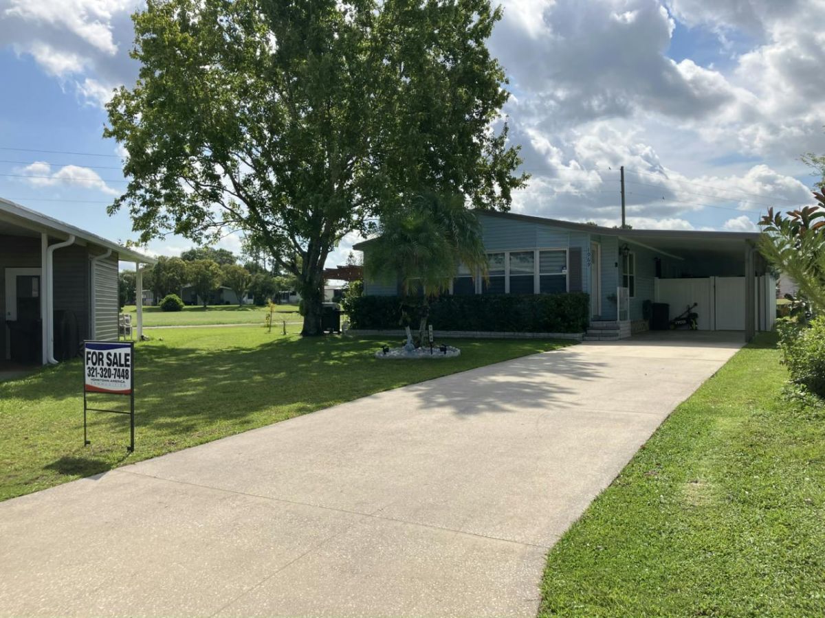 1969 WARWICK HILLS DR.