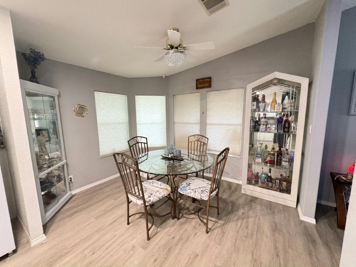 3869 Southwind Drive