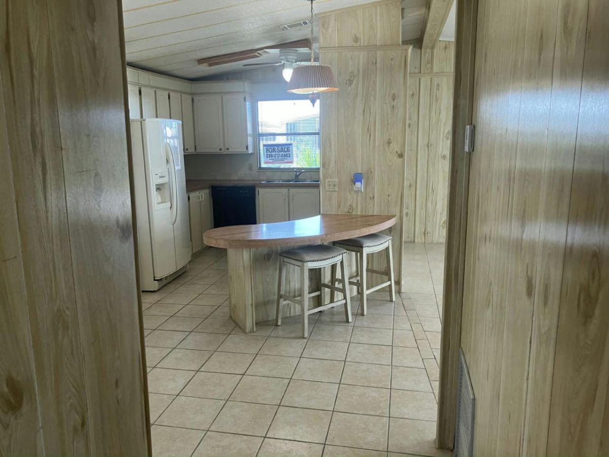 974 VALLEY FORGE LANE, #61