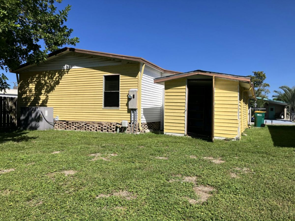 910 PLYMOUTH ROCK DR, #1A21