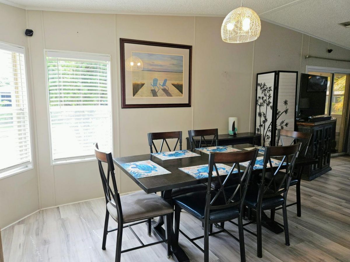 4571 SE COTTONWOOD TERR