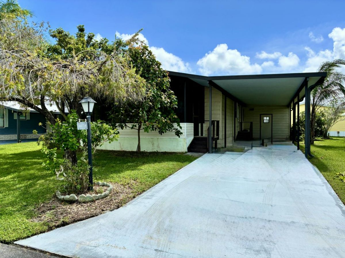 4678 SE BALSAWOOD TERR