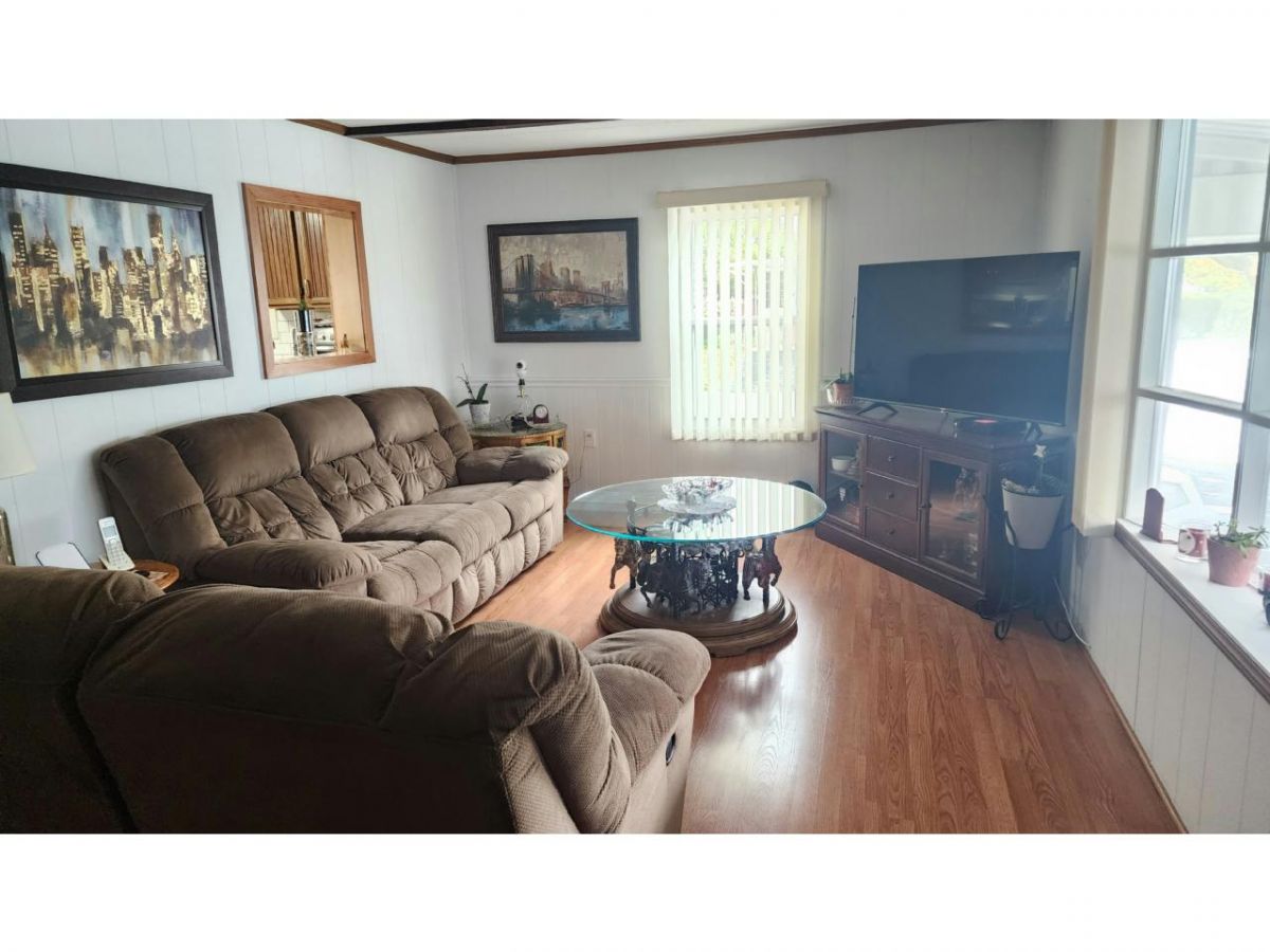 703 Fresh Pond Ave. #281