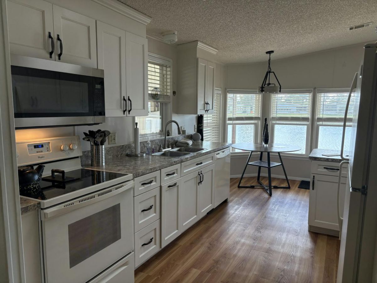 2398 Lakes of Melbourne Drive