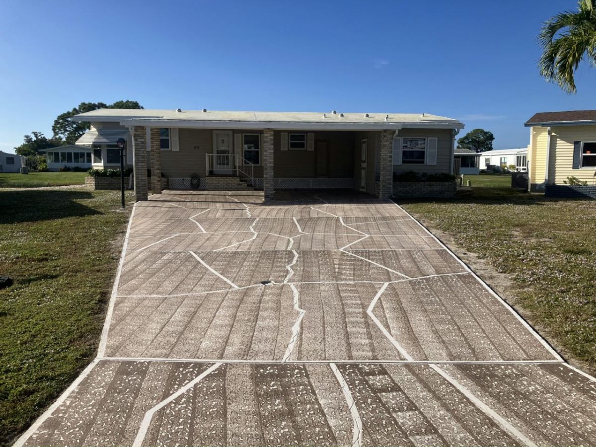 1718 HATTERAS LN, #G64