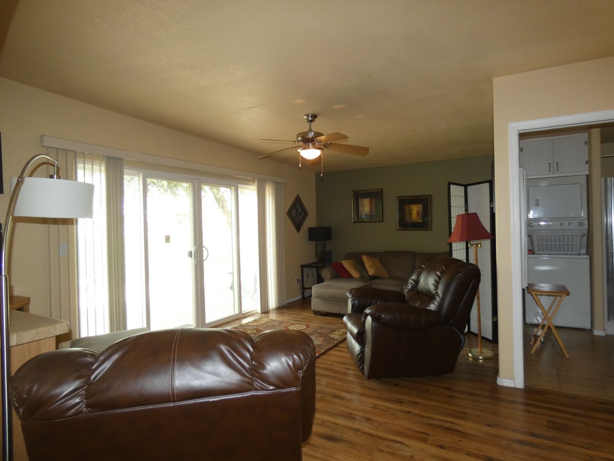 1110 North Henness Rd 1791