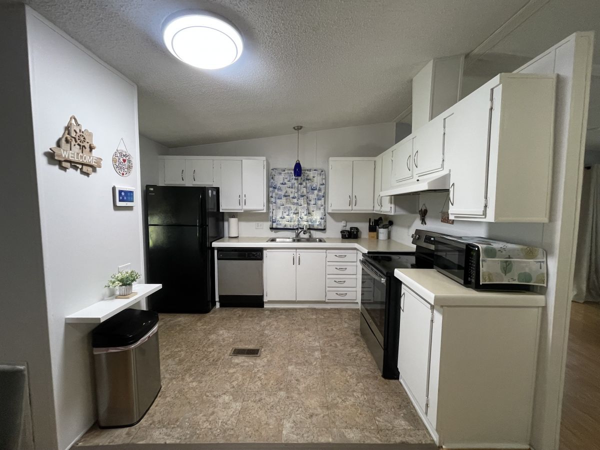 3000 US HWY 17/92 W, LOT #243