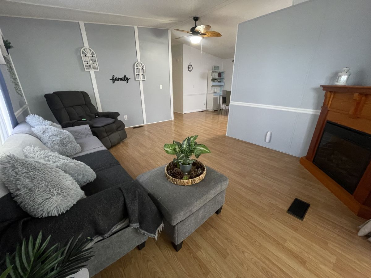 3000 US HWY 17/92 W, LOT #243