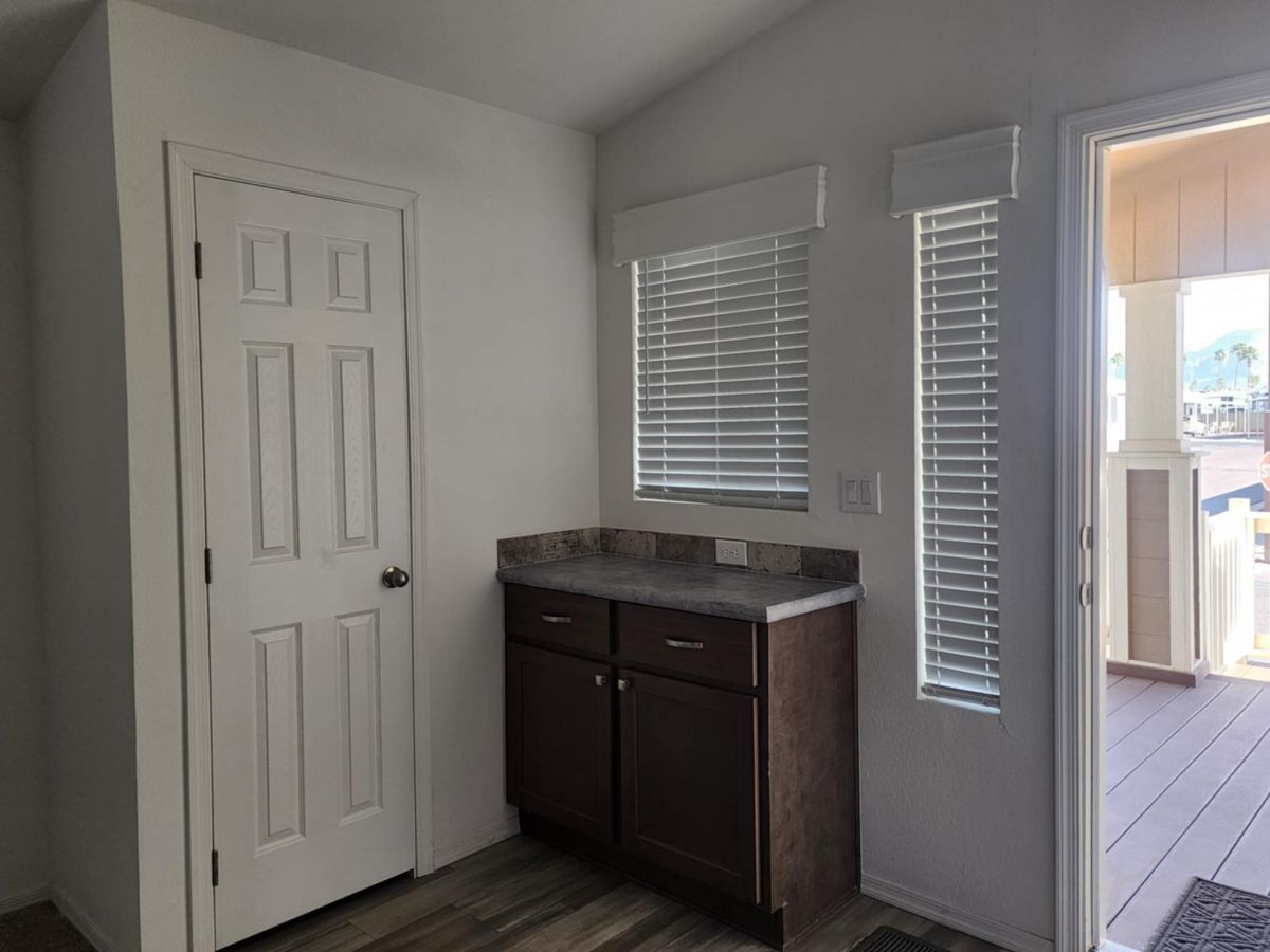 10936 E. APACHE TRAIL, LOT#60