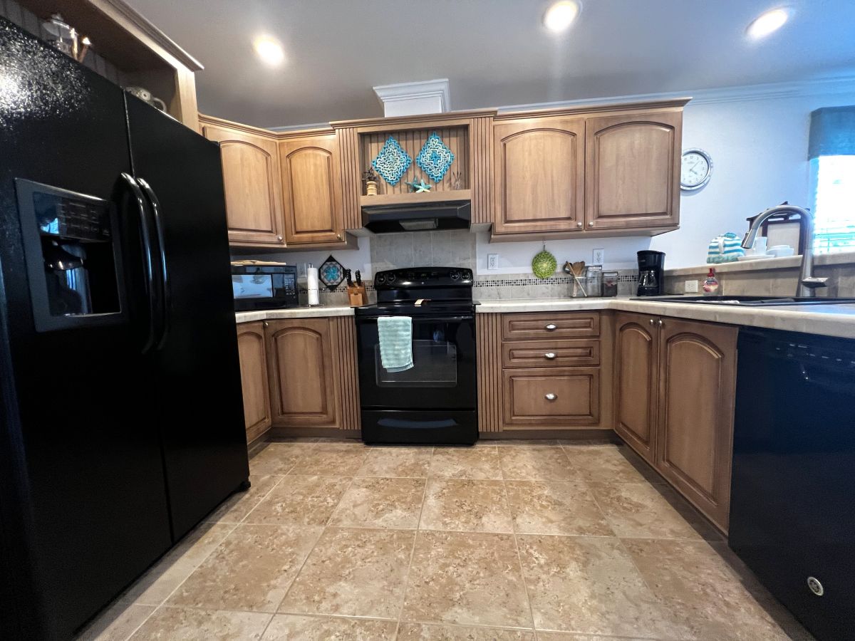 29200 S. Jones Loop Road #114