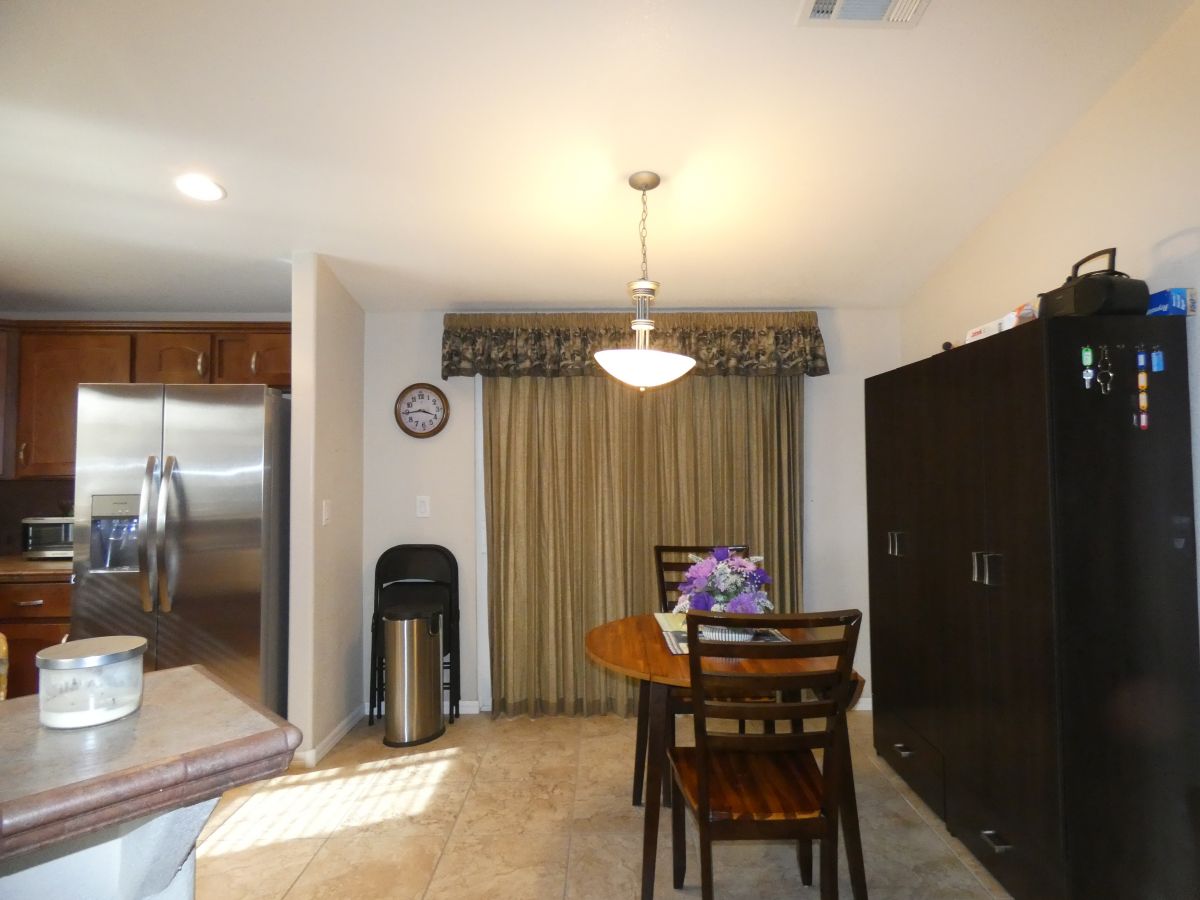 1110 North Henness Rd 1253