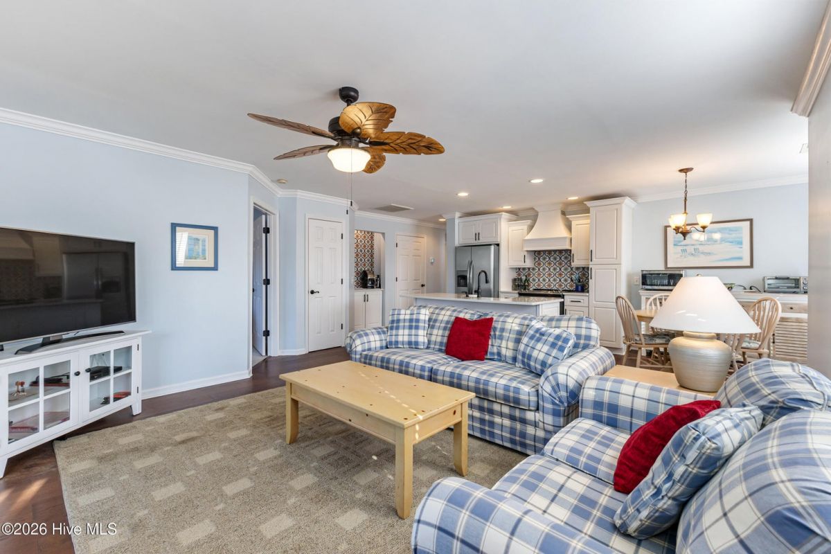 3350 Club Villas Drive