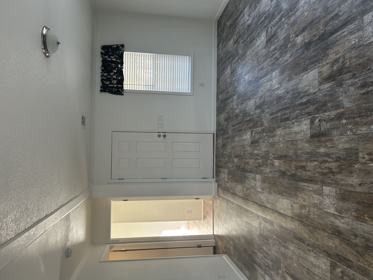 8880 SW 27th Ave #B008