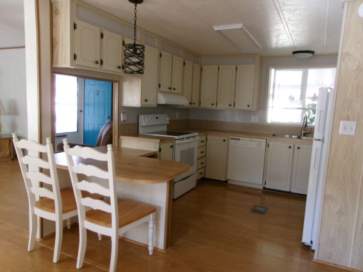 7100 Ulmerton Rd lot 2061